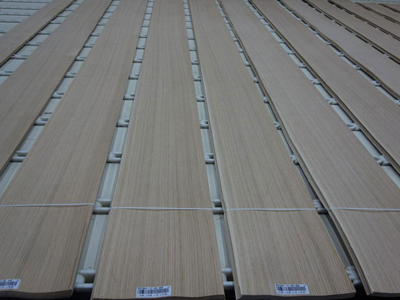 0,9mm Eiche Furnier Rift/Halbrift - Furniere - Holz Mayrhofer GmbH