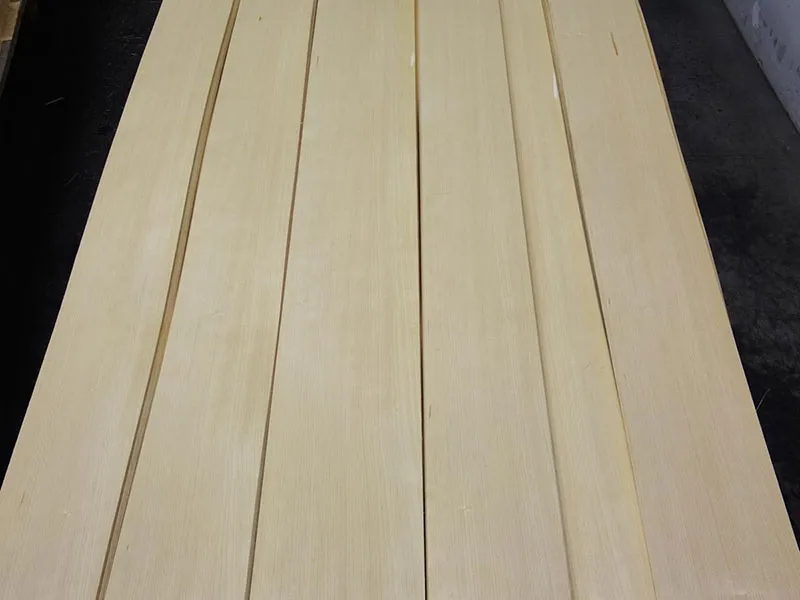 1,4mm Fichte Furnier Rift