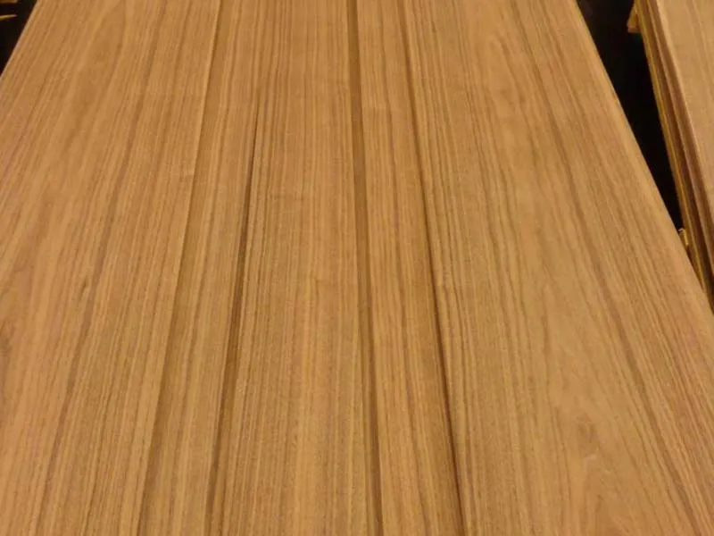 0,9mm Black Walnut Furnier