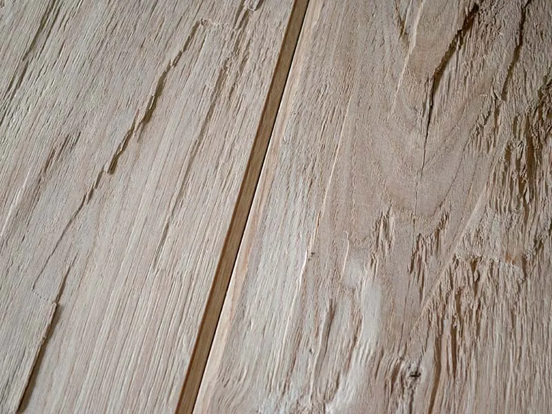 21x170mm Eiche Naturwuchs Dielen gehackt