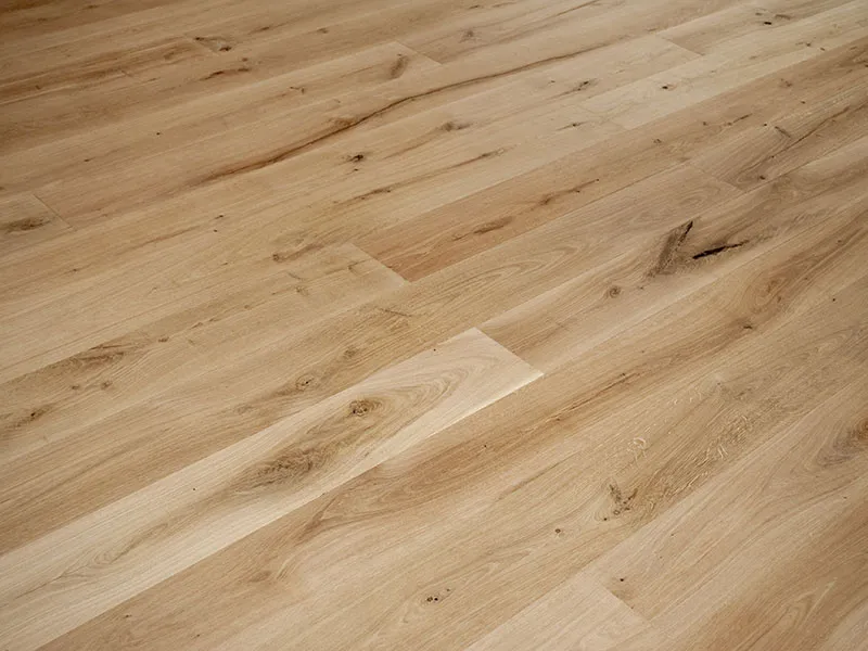 21x200mm Eiche Naturwuchs Hobeldiele roh